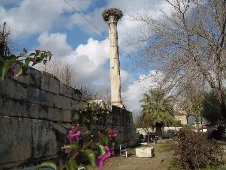 Uzunyuva Anıtmezarı