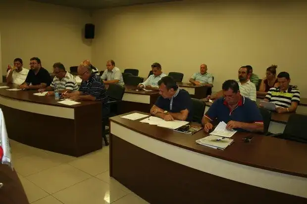 MİTSO Meclis toplantısında konuşan Başkan Reşit Özer: “MİLAS’IN ZEYTİNYAĞI VE HALISI MİLAS MARKASI HALİNE GETİRİLECEK” - 1