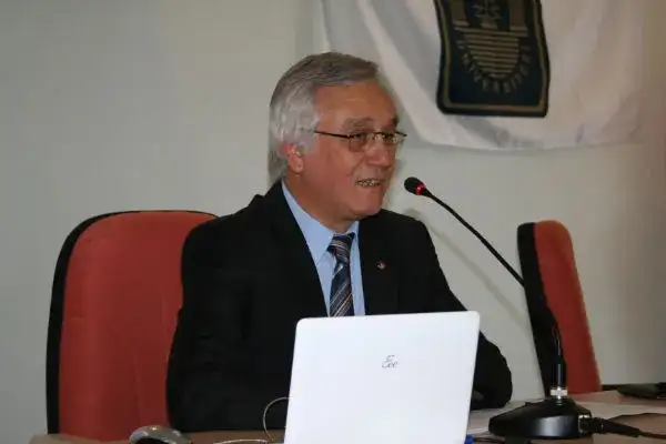 MİLASIN EN ÖNEMLİ TARIMSAL İHRAÇ ÜRÜNÜ :  ZEYTİN, BALIK VE BAL