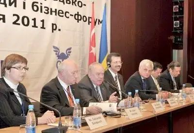 KİEV deki Oda ve Borsa Başkanları Eğitim Seminerinde MİTSO yu Enver TUNA Temsil Etti