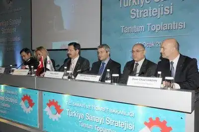 Sanayi Bakanı da Güllük e Demiryolu Dedi