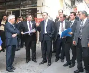 Muğla Valisi Çöllüoğlu Hanı ve Arastayı inceledi.