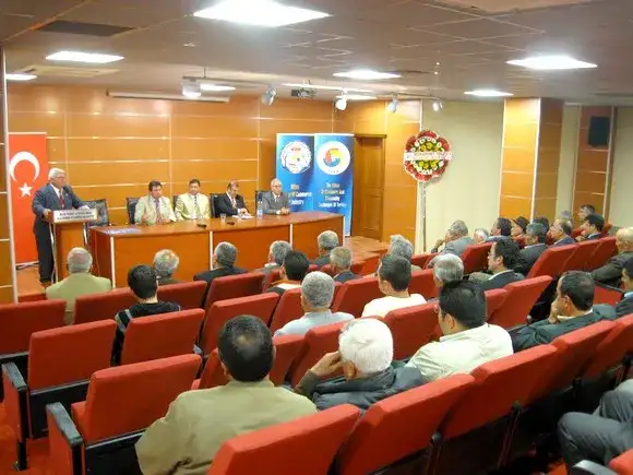 Muhtarlar Labranda Konferans Salonunda bir araya geldiler