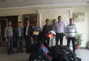 TOBB – MİTSO İŞBİRLİĞİNDE 600 ÖĞRENCİYE MONT VE AYAKKABI YARDIMI