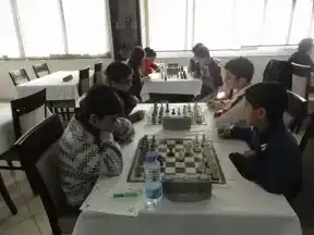 MİTSO’NUN SATRANÇ TURNUVASINDA ŞUBAT AYININ BİRİNCİSİ ERDAL EREN BAYAR