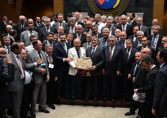 MİTSO Meclis Başkanı M. Yüksel ile Yönetim Kurulu Başkanı R. Özer de katıldı. TOBB’DEN GENEL KURUL DELEGELERİNE ŞEREF BELGESİ  - 3