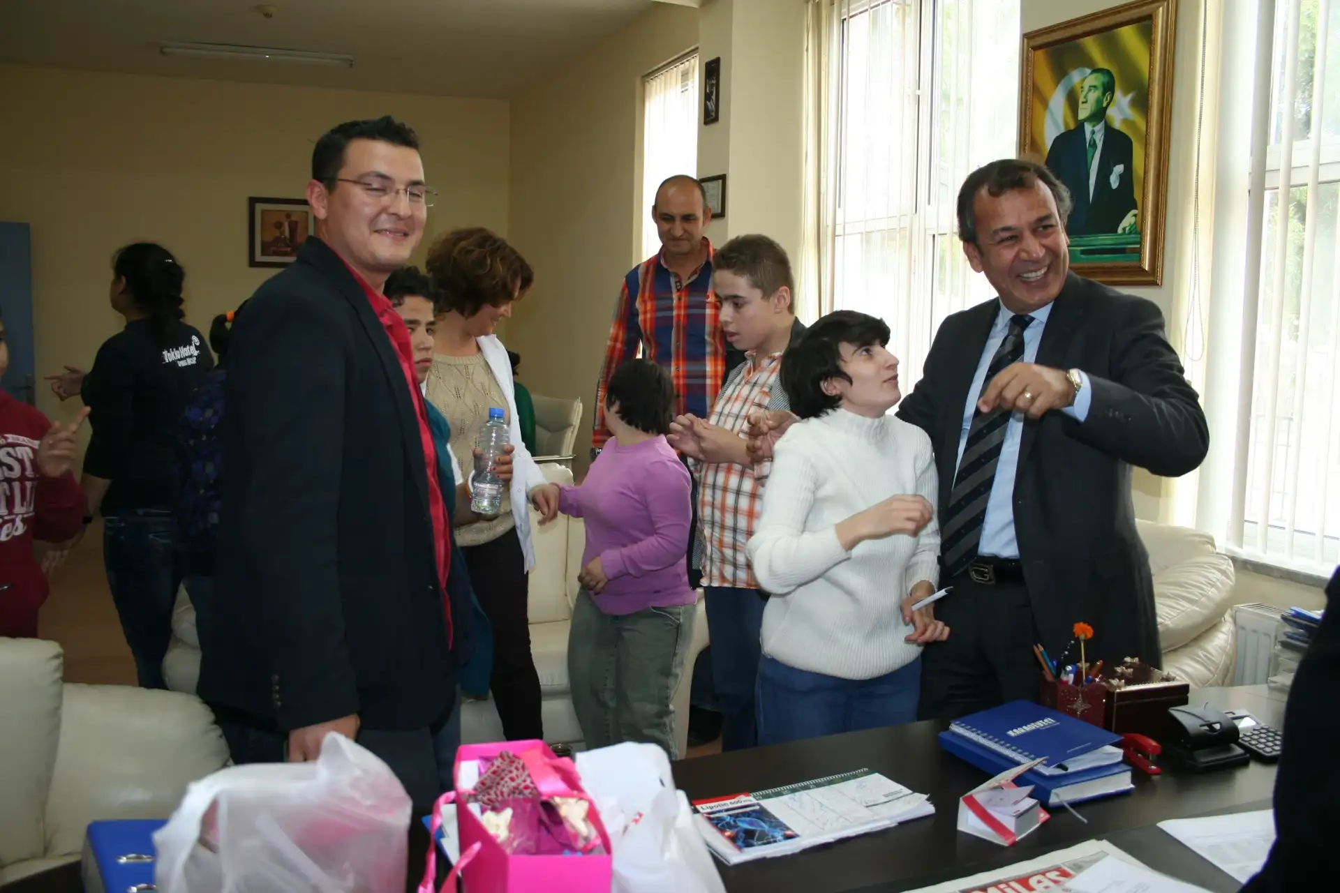 MİTSO Ö.KARADEVECİ REHABİLİTASYON MERKEZİNİN ÇOCUKLARINI SEVİNDİRDİ - 3