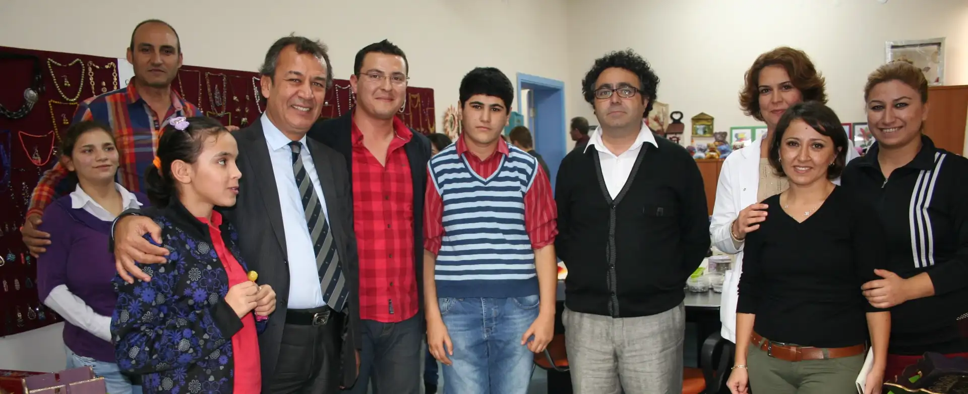 MİTSO Ö.KARADEVECİ REHABİLİTASYON MERKEZİNİN ÇOCUKLARINI SEVİNDİRDİ