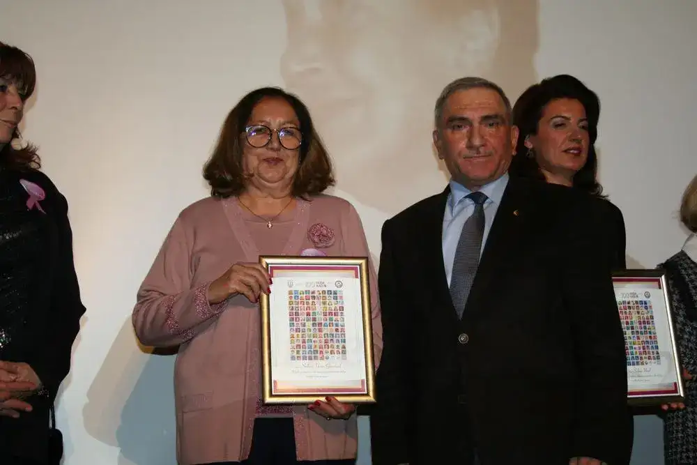 "Muğla'da 100 Kadın 1914 / 2013" kitabı tanıtıldı.  KİTAPTAKİ 126 KADINDAN 18'İ  MİLASLI - 5