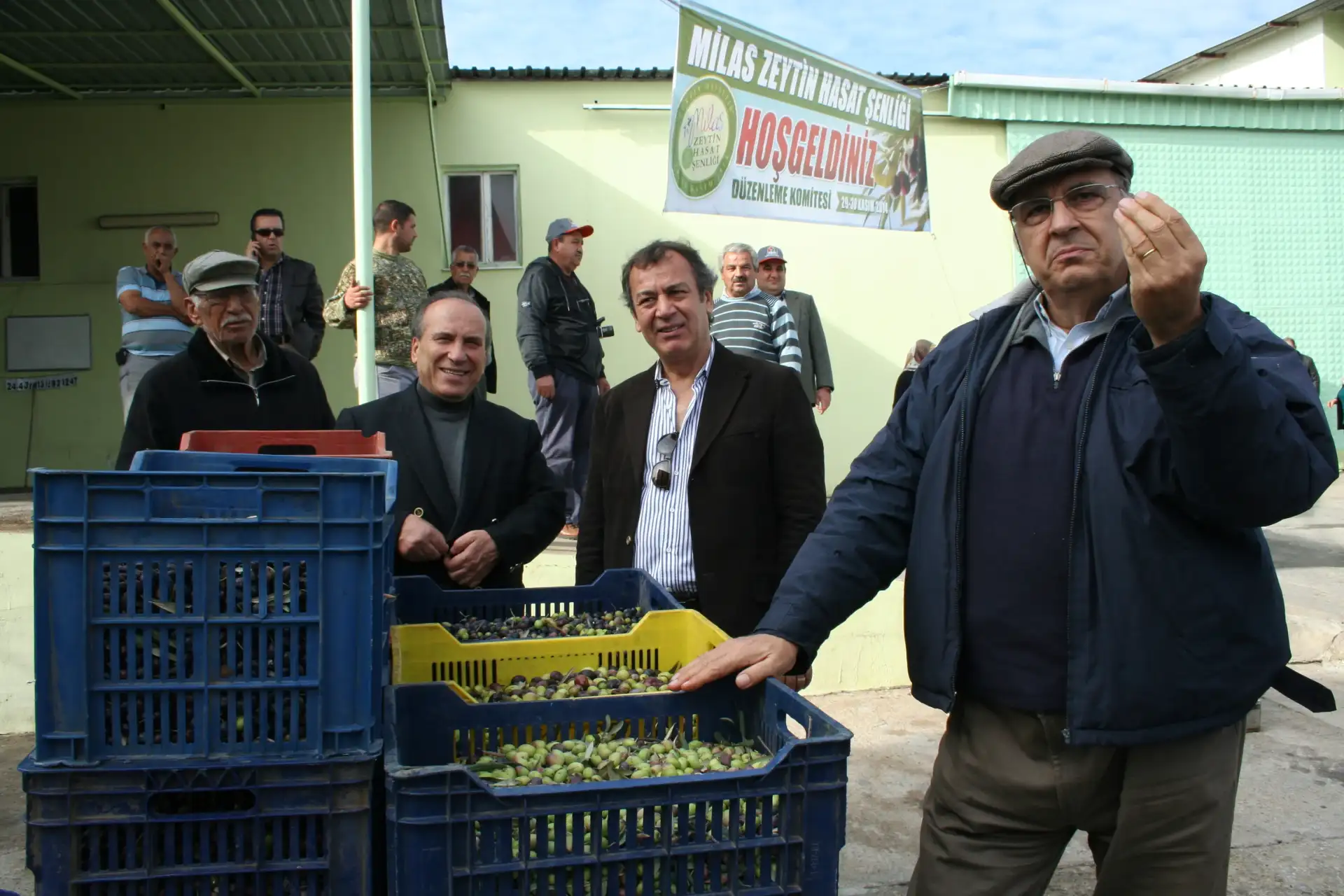 8. ULUSAL NATÜREL SIZMA ZEYTİNYAĞI KALİTE YARIŞMASINDA ALİ OSMAN MENTEŞE ALTIN MADALYA KAZANDI. - 4