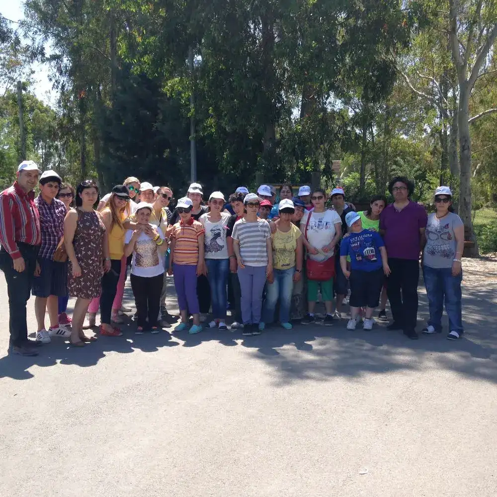 MİTSO, KARADEVECİ REHABİLİTASYONMERKEZİ SAKİNLERİNİ İZMİN HAYVANAT BAHÇESİNE GÖTÜRDÜ