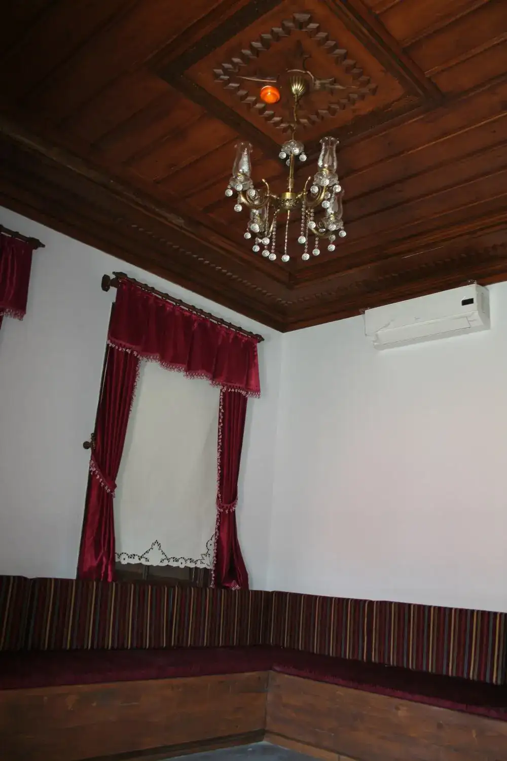 MİTSO UZUNYUVA'DAKİ TARİHİ MİLAS EVLERİNE DÖŞEME YARDIMI YAPTI - 5