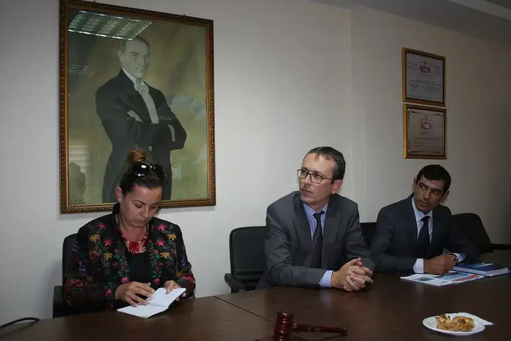 Zeytin yağhanesi işletmecileri gıda mühendisi çalıştırma zorunluluğuna çare istiyor.   MİTSO, YAĞHANECİLERİ YETKİLİLERLE BULUŞTURDU - 1