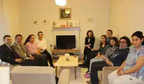 MİTSO'DAN "KAHVE BAHANE" BEÇİN'DEKİ UMUT EVİ'Nİ ZİYARET ETTİLER