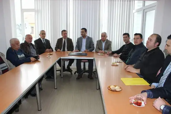 MİTSO, AKP İlçe Yönetimini ziyaret ederek Ankara'daki milletvekili ziyaretlerini anlattı.  "BİRLİK İÇİNDE BAŞARABİLİRİZ"