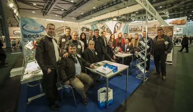 Milas balıkçılığının dünyaya açılan kapısı : Seçkin Balıkçılık.    ÜÇ KITAYA MİLAS'TAN BALIK İHRAÇ EDİYOR - 1