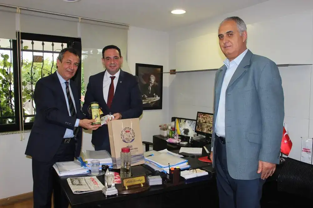 MİTSO YÖNETİMİ VAKIFBANK'I ZİYARET ETTİ. - 1