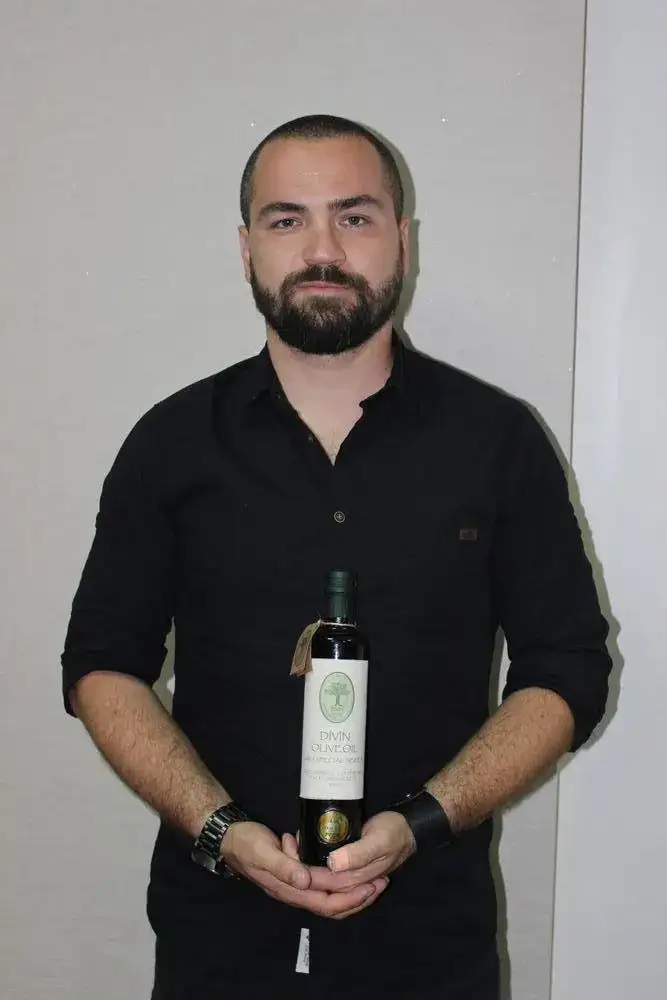 Milas'ın Derince köyündeki zeytinlerden elde edildi:  DİVİN ZEYTİNYAĞI AYVALIK'TA ALTIN MADALYA KAZANDI - 5