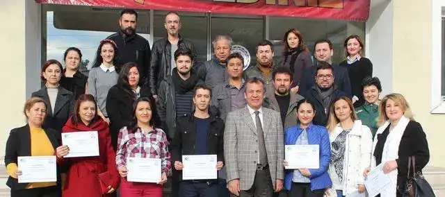 UYGULAMALI GİRİŞİMCİLİK EĞİTİMİ BAŞARI BELGELERİNİ ALDILAR