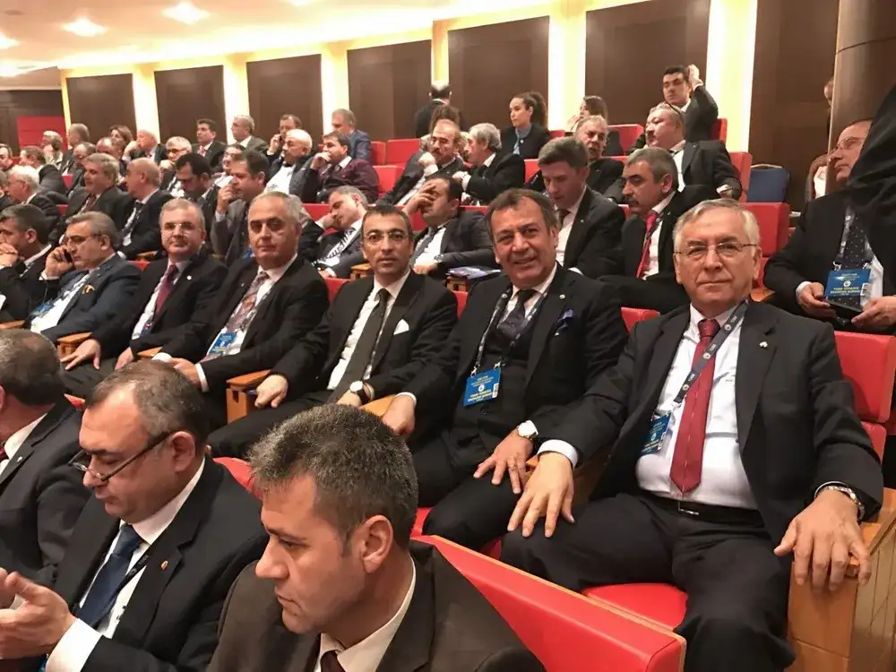 Kaymakam E. Arslan, MİTSO Meclis Başkanı M. Yüksel ve Yönetim Kurulu Başkanı R. Özer de katıldılar. TÜRKİYE EKONOMİ ŞURASI ANKARA'DA TOPLANDI
