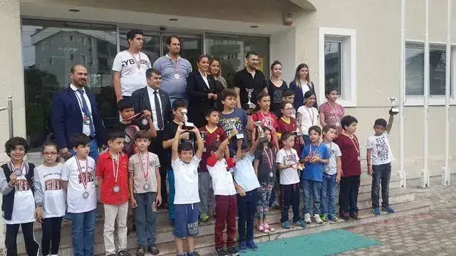 MİTSO - TSF İlçe Temsilciliği işbirliğinde düzenlendi  MİLAS GENÇLİK KUPASI SATRANÇ TURNUVASI'NDA 159 SPORCU YARIŞTI - 1