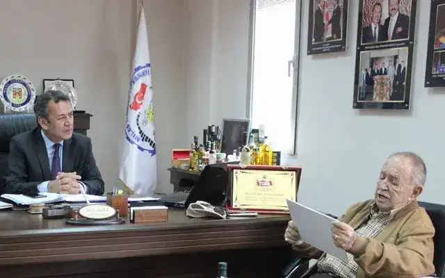 UĞUR TERZİOĞLU'NDAN İHRACATÇILARA ÖĞÜTLER:  "AZ SATIP ÇOK KAZANMAK DEĞİL, ÇOK SATIP ÇOK KAZANMAK ÖNEMLİ"