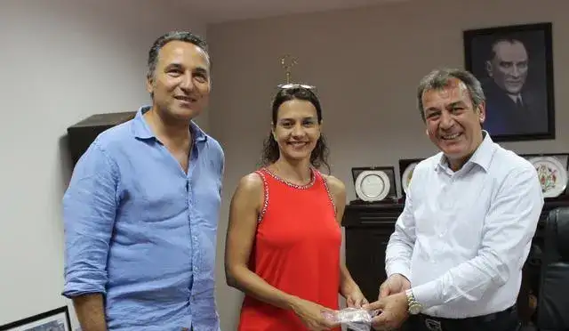 KAİROS da MİTSO'dan coğrafi işaret aldı...  İSTANBUL'DAN MİLAS'A GELDİLER, COĞRAFİ İŞARETLİ ZEYTİNYAĞI ÜRETİYORLAR - 1