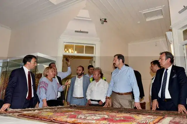 TOBB Başkanı Hisarcıklıoğlu Milas ziyareti sırasında Hekatomnos'a da gitti.  HİSARCIKLIOĞLU HEKATOMNOS'U ZİYARET ETTİ.