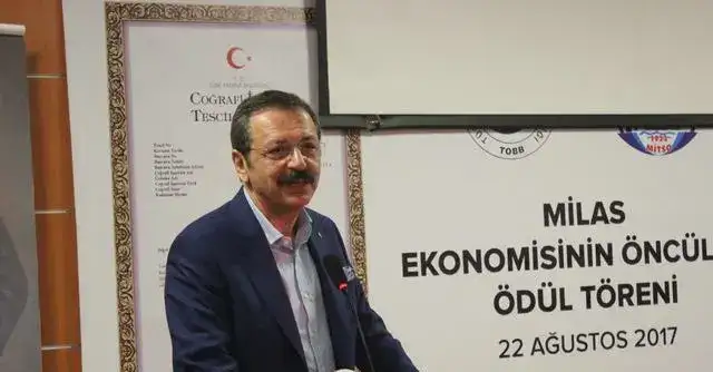 TOBB Başkanı Hisarcıklıoğlu'ndan üyelere kefalet desteği:    "BABASI OĞLUNA KEFİL OLMAZKEN SENİN ODAN SANA KEFİL OLUYOR"