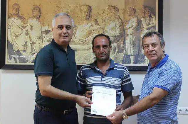 HAK EDENLER MİTSO'DA MESLEKİ YETERLİLİK BELGELERİNİ ALDILAR - 1