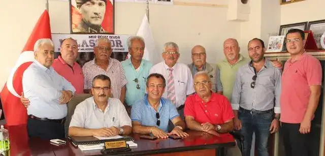 MİTSO MAHALLE MUHTARLARIYLA EL ELE...  MİTSO SON DÖRT YILDA, MUHTARLARLA İŞBİRLİĞİ YAPARAK 3 868 AİLEYE ERZAK, 3 BİN 47 ÖĞRENCİYE MONT VEYA BOT YARDIMI YAPTI