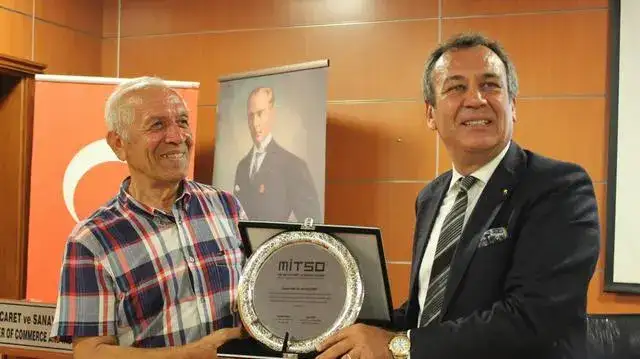 Türkiye'nin en deneyimli deprem uzmanı Prof. Dr. Ali Koçyiğit MİTSO'da konuştu:    DEPREMLERE KARŞI EN İYİ ÖNLEM EĞİTİM