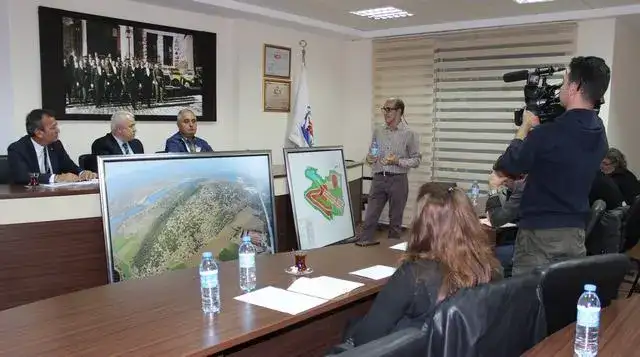 MUTSO ve Muğlalı basın mensupları MİTSO'nun konuğu oldu.  "MİLAS OSB BİTMEDEN DİĞER İLÇELER OSB YAPAMAZ" - 1