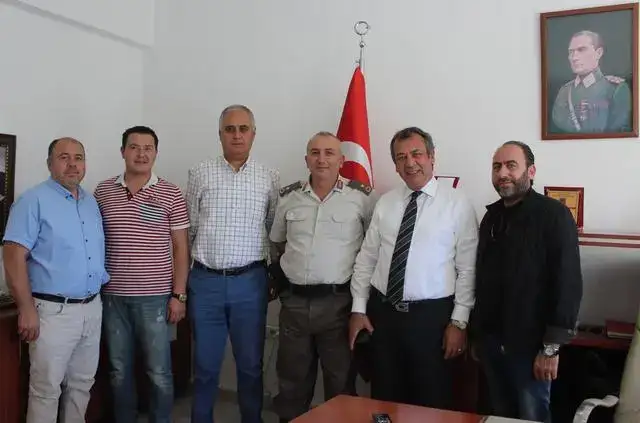 MİTSO Yönetimi Milas Jandarma Komutanı Binbaşı Hayrettin Fidan'ı ziyaret etti  "GELDİĞİM YERİN NÜFUSU 5 BİN İDİ, MİLAS'TA SOKAKDA 5 BİN KİŞİ VAR" - 1