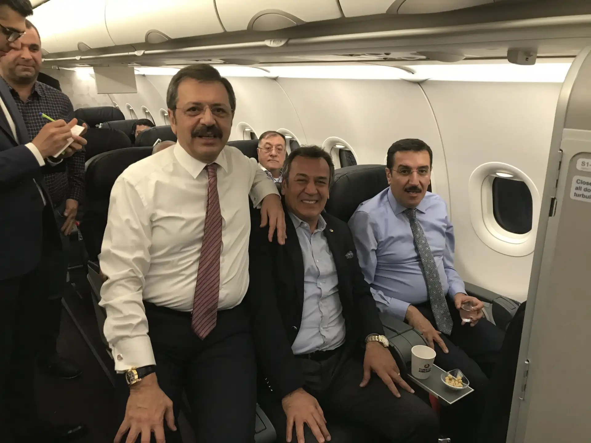 TOBB Başkanından MİTSO Başkanı Reşit Özer'e ödül gibi büyük sürpriz; "TOBB OLARAK MİLAS'A BİR OKUL YAPTIRACAĞIZ" - 2