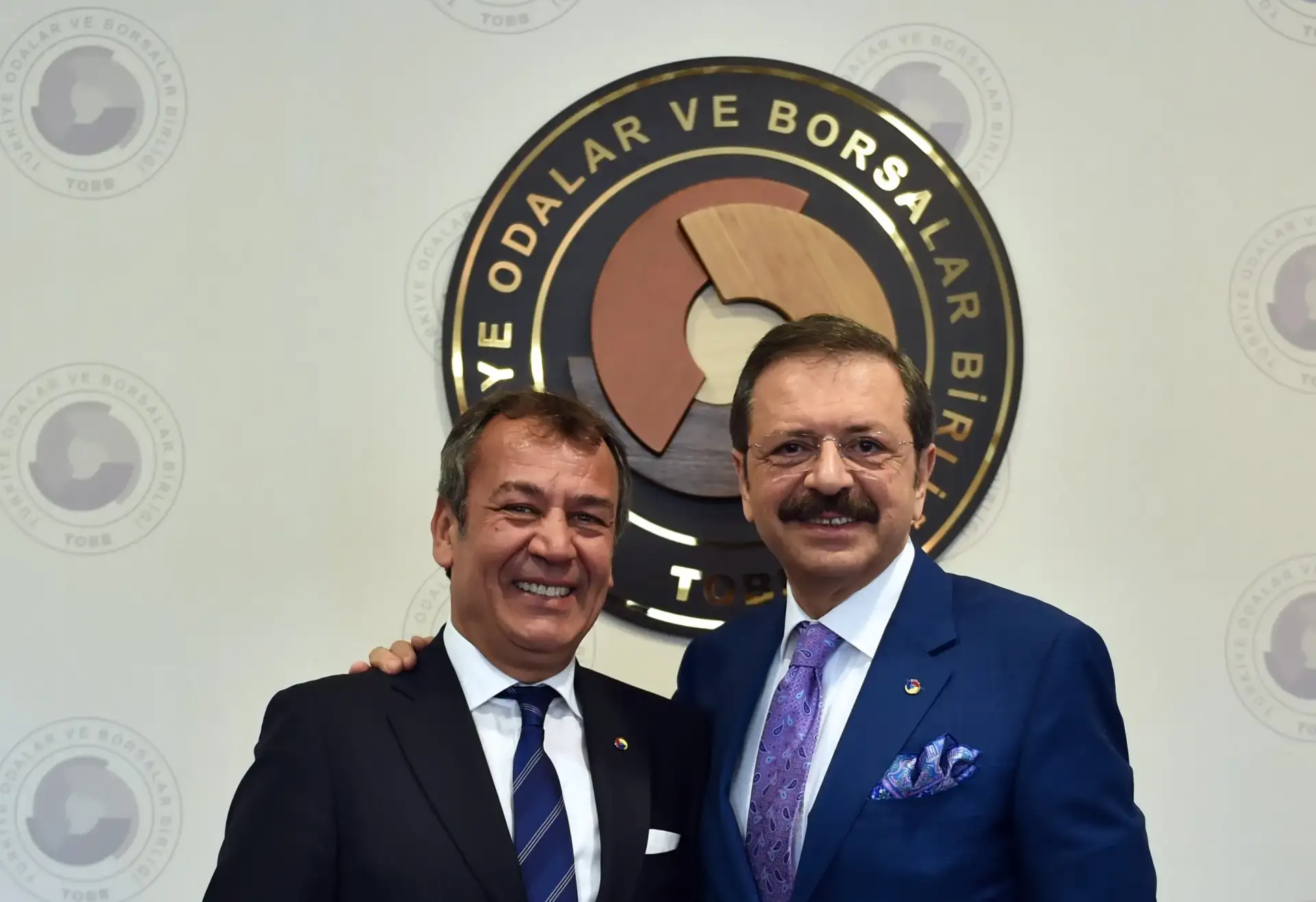 TOBB Başkanından MİTSO Başkanı Reşit Özer'e ödül gibi büyük sürpriz; "TOBB OLARAK MİLAS'A BİR OKUL YAPTIRACAĞIZ"