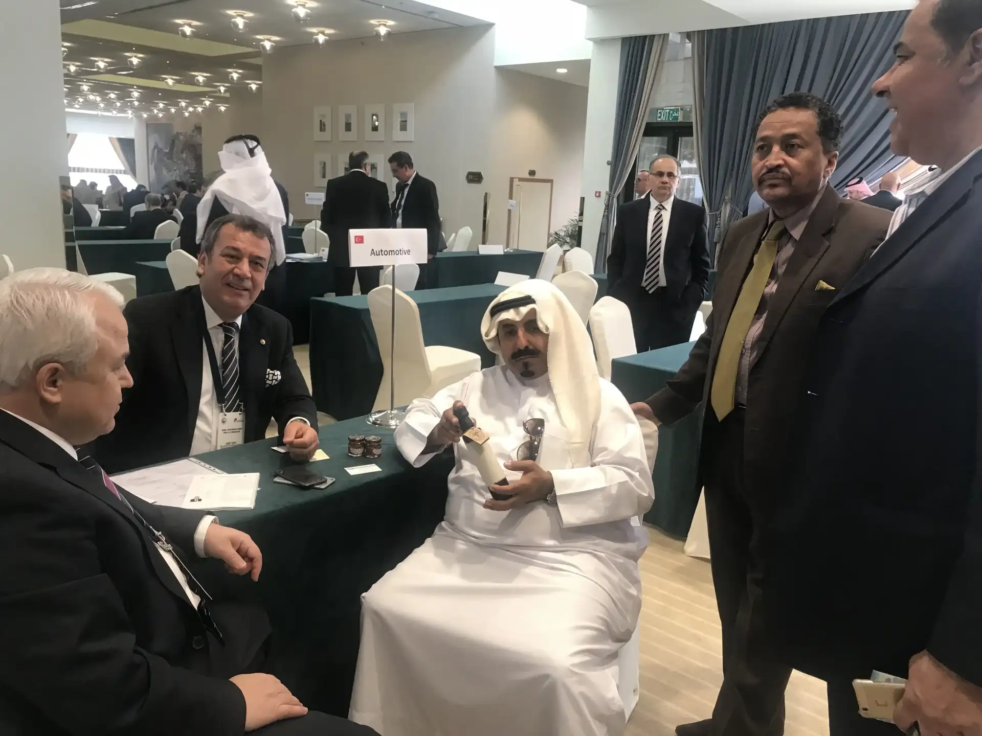 REŞİT ÖZER, TOBB'NİN DAVETİYLE KATAR'A GİTTİ  MİLAS'IN COĞRAFİ İŞARETLİ ZEYTİNYAĞI KATAR'DA GÖRÜCÜYE ÇIKTI - 1