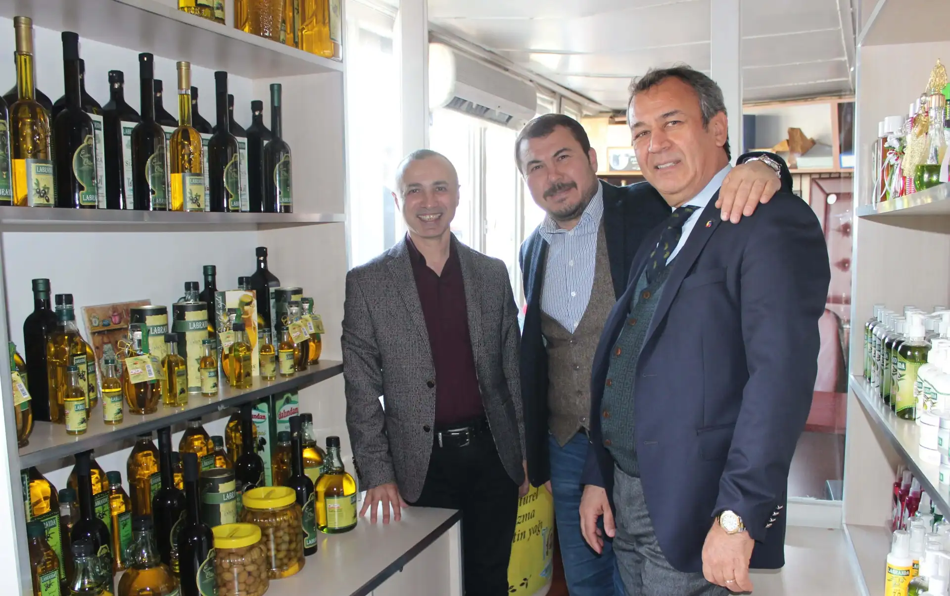 COĞRAFİ İŞARETLİ MİLAS ZEYTİNYAĞI ŞIK MAĞAZALARDA PAZARLANMALI - 1