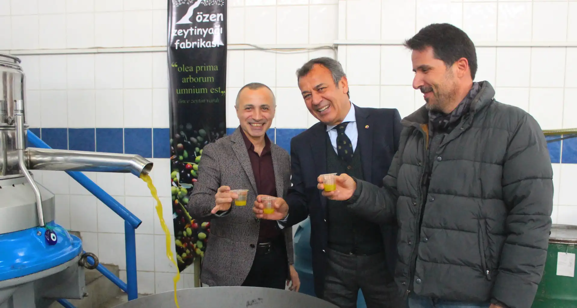 HÜRRİYET GAZETESİNDEN ADNAN KAYA MİTSO'NUN KONUĞU OLDU: "BİZİM TERCİHİMİZ ERKEN HASAT, SOĞUK SIKIM MEMECİK ZEYTİNYAĞI"