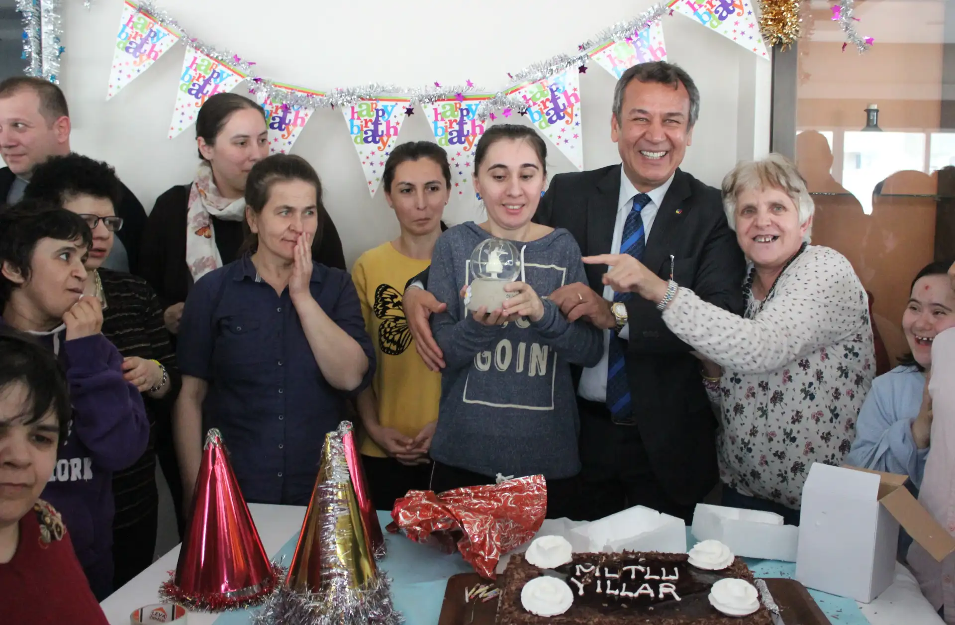 MİTSO'NUN "ÖZEL" ÇALIŞANI ASLI İÇİN ÇOK ÖZEL DOĞUM GÜNÜ... - 1