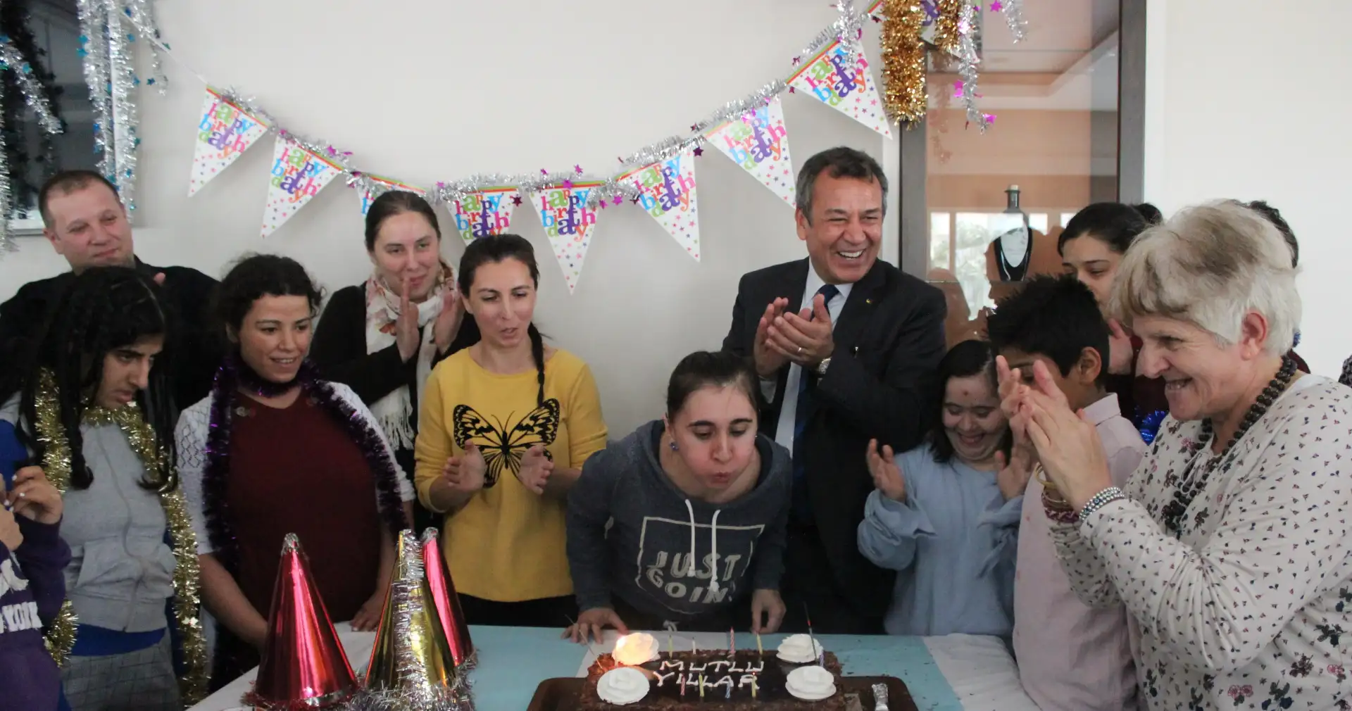 MİTSO'NUN "ÖZEL" ÇALIŞANI ASLI İÇİN ÇOK ÖZEL DOĞUM GÜNÜ...