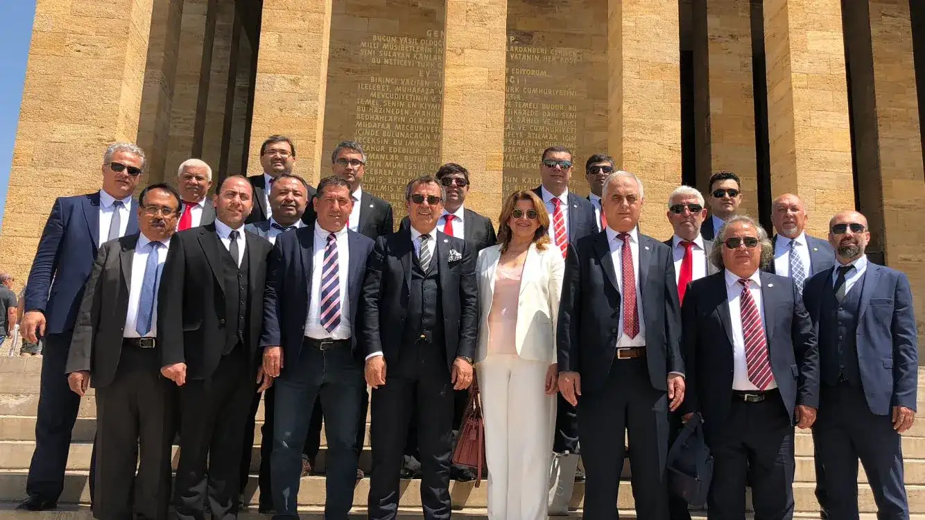 MİTSO MECLİSİ ANITKABİR'DE MİTSO MECLİSİ'NDEN ATA'MIZA SAYGILAR - 1