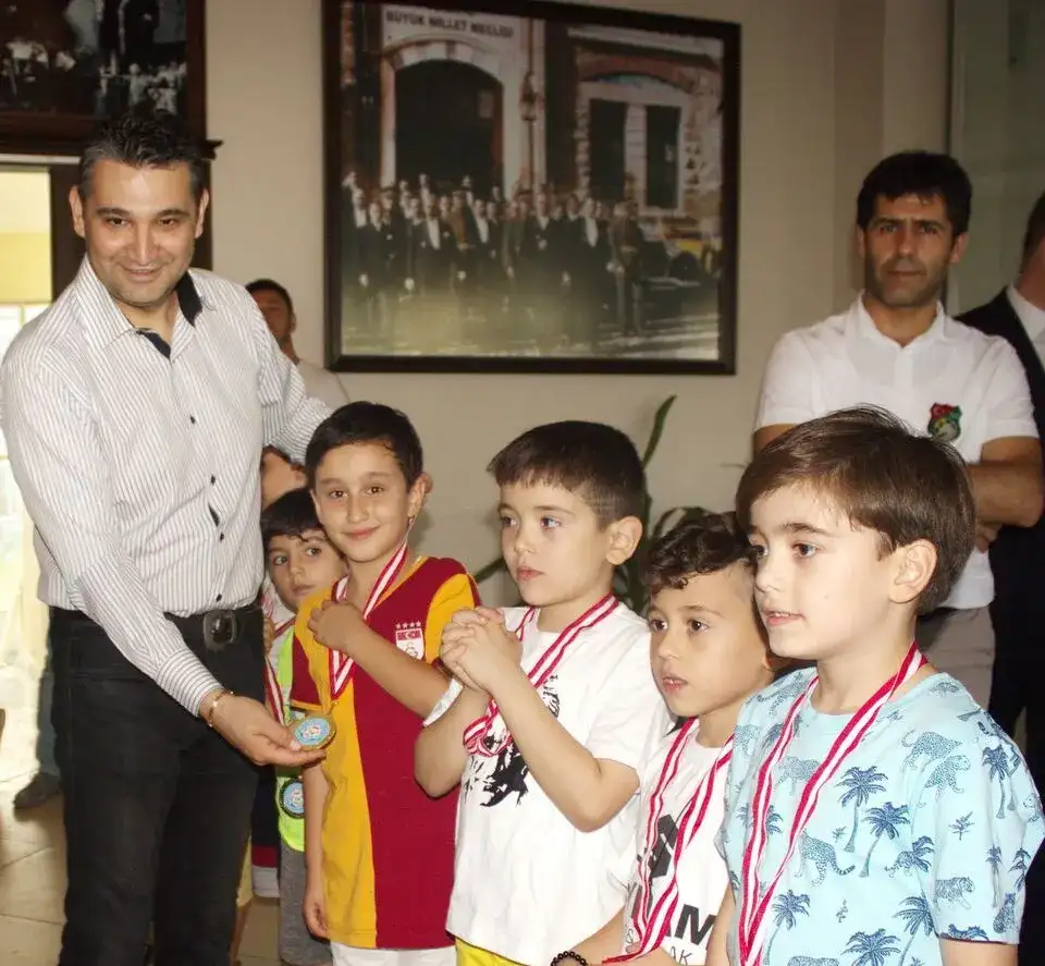 Türkiye Satranç Federasyonu ile MİTSO'nun işbirliğinde yapıldı: - 1