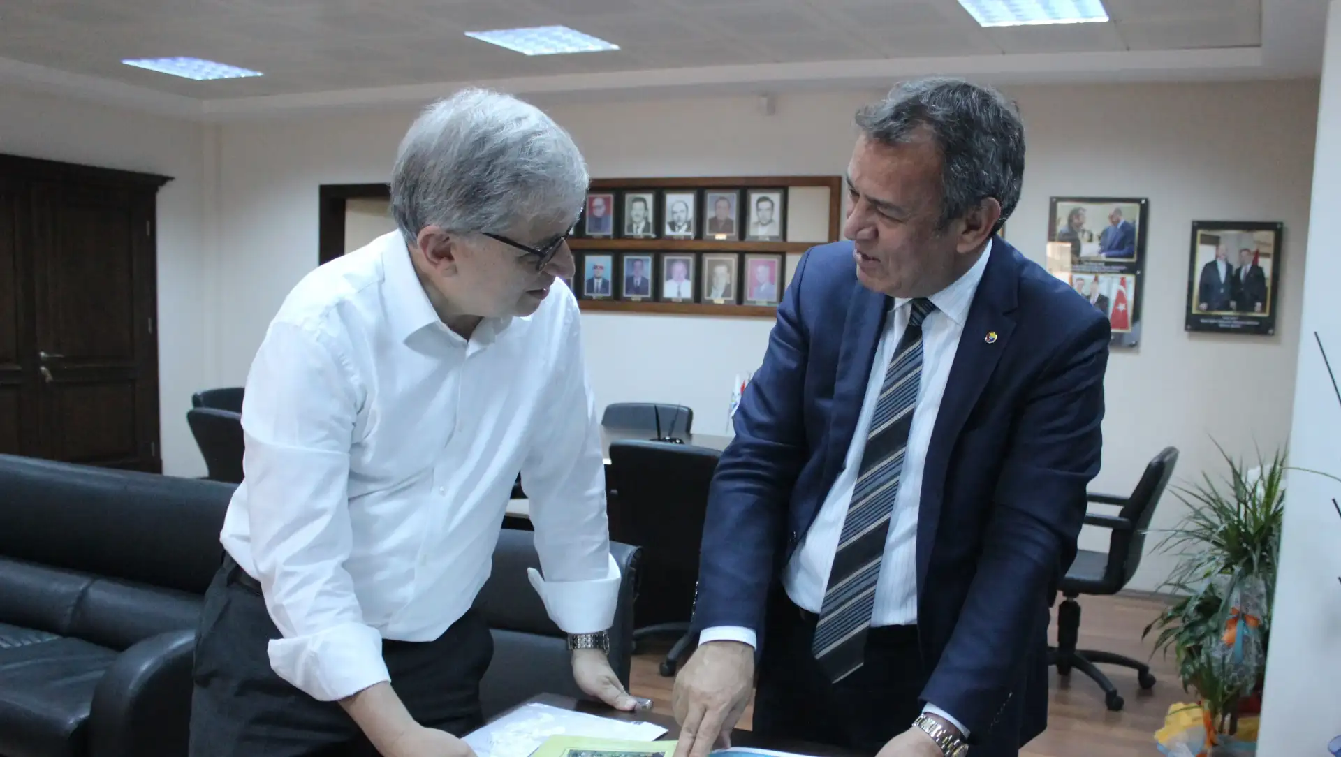 MİLAS ZEYTİNYAĞINA AB'DEN COĞRAFİ İŞARET ALMAK İÇİN YOL KISALDI.