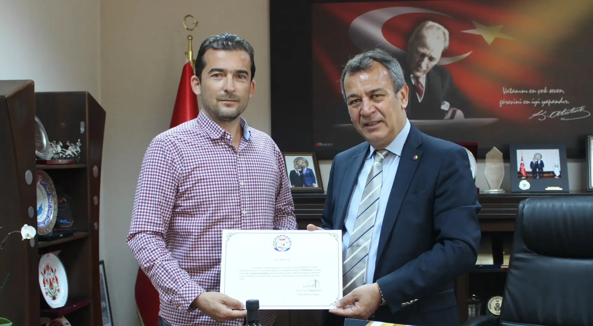 İlk kez katıldığı yarışmada premium madalya kazandı...