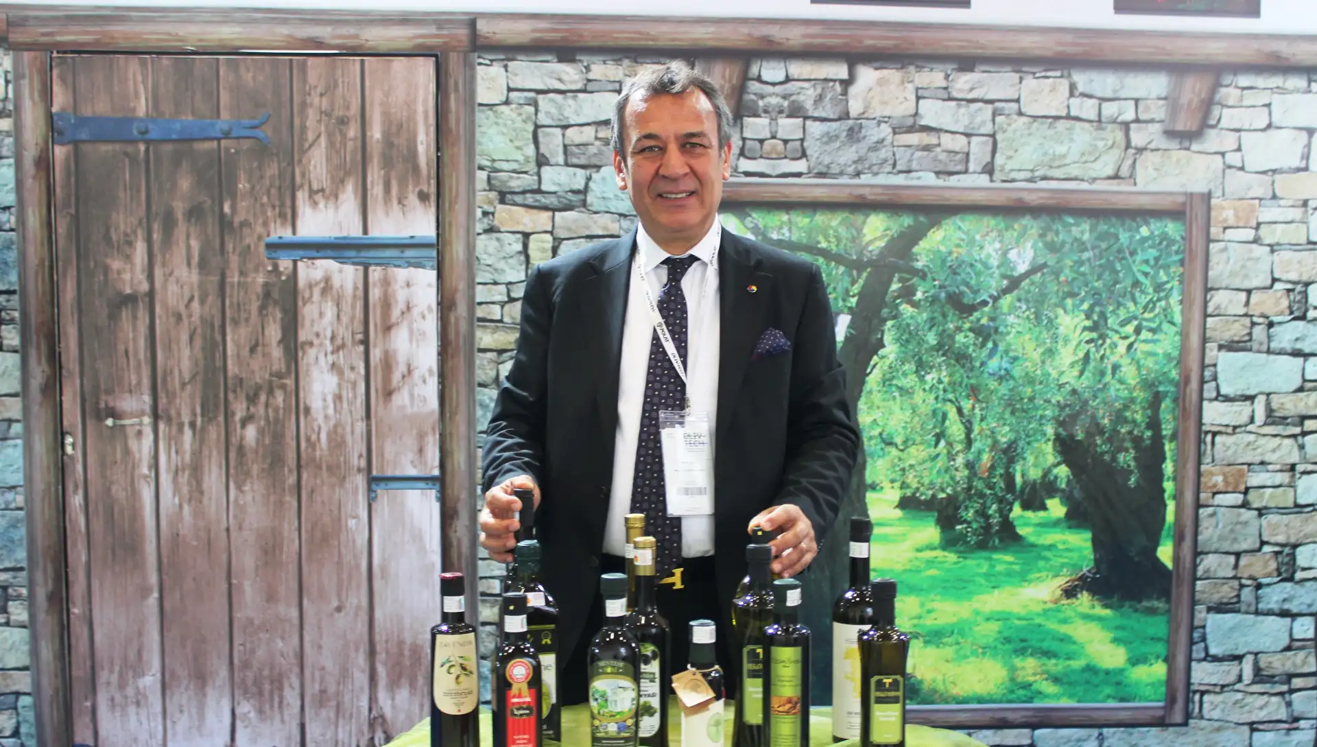 5 kıtada, 52 ülkeden 500 sızma zeytinyağı değerlendirildi: DÜNYANIN EN İYİ 500 SIZMA ZEYTİNYAĞINDAN 2'Sİ MİLAS'TAN - 1