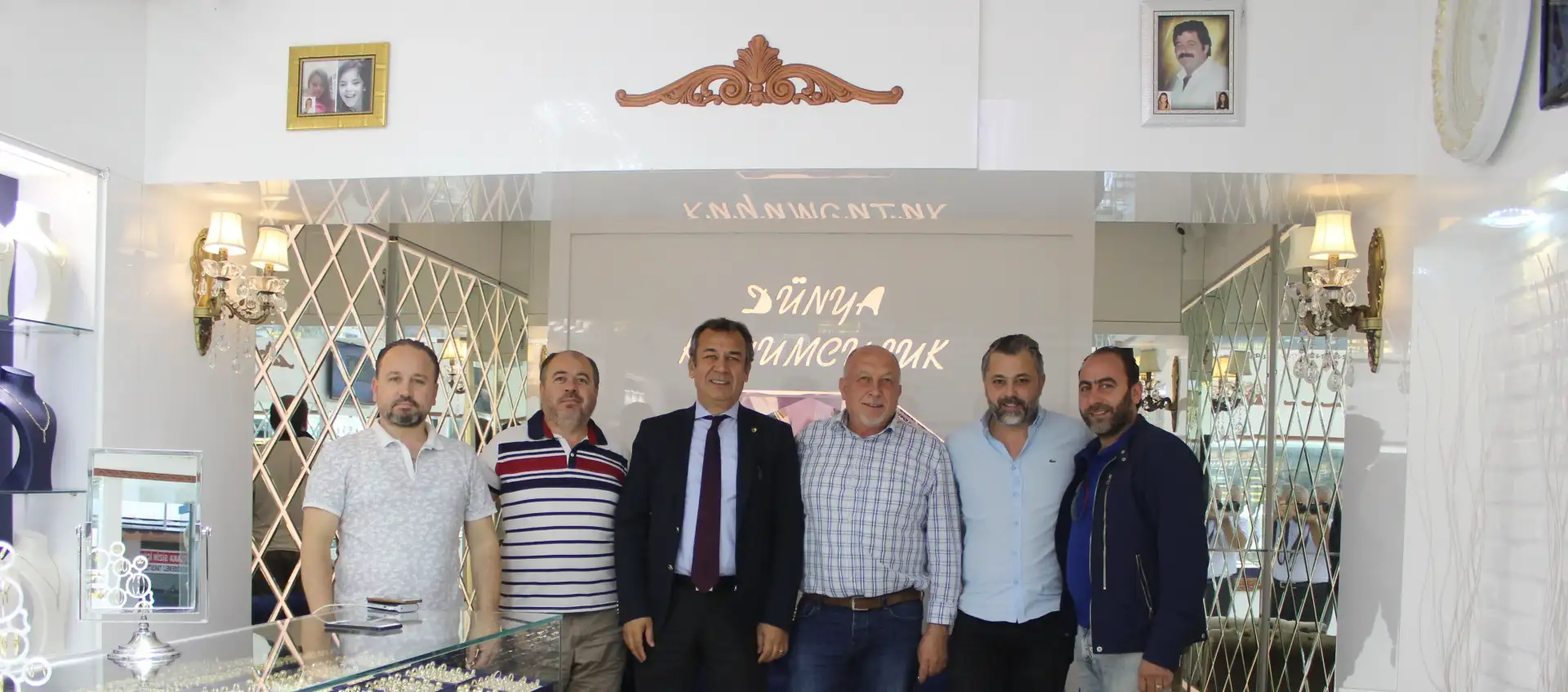 DÜNYA KUYUMCULUK'A HAYIRLI İŞLER