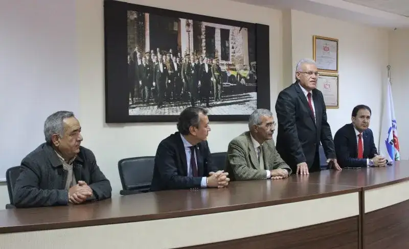 Emlakçiler MİTSO'da... "EMLAKÇILIĞI BİLGİLİ, YETKİLİ, EHİL KİŞİLER YAPMALI" - 1