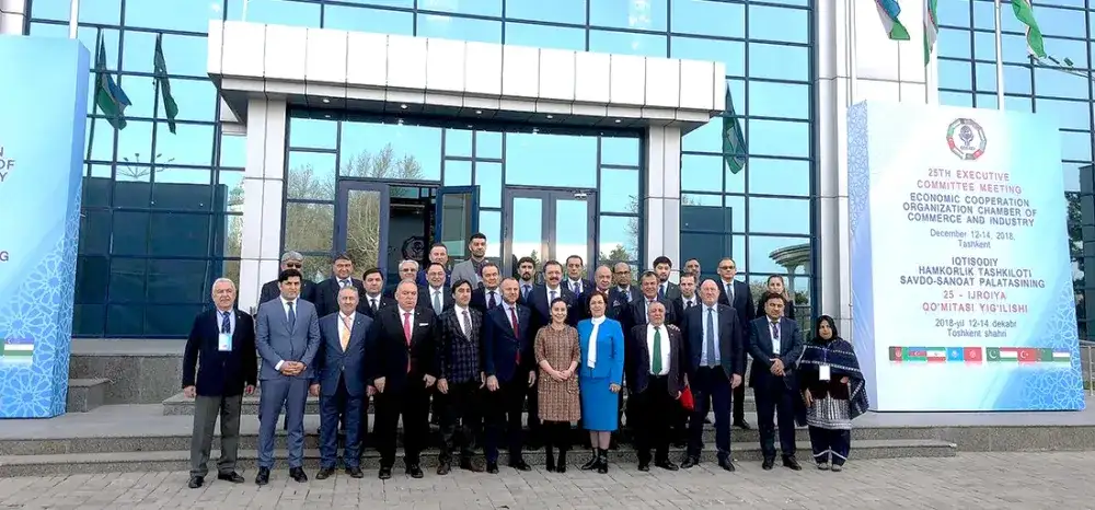 TOBB'nin Dış İlişkiler komisyonu Raportörü Reşit Özer de gitti  TOBB ÖZBEKİSTAN'DA