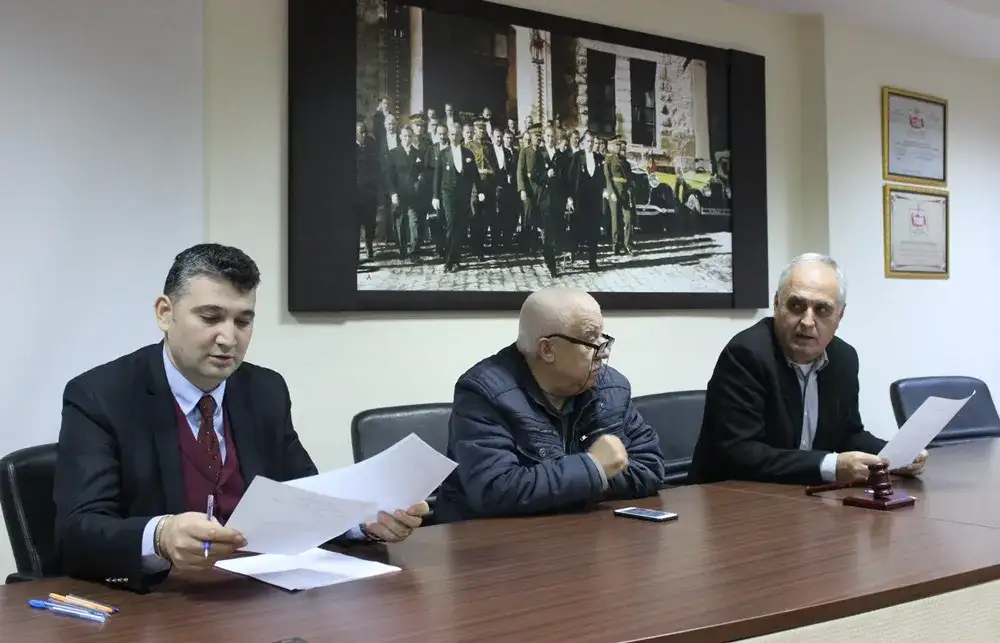 MİTSO MECLİS ÜYELERİ SÖZ VERDİLER: BİRER TANE MİLAS EL HALISI SATIN ALACAKLAR. - 1